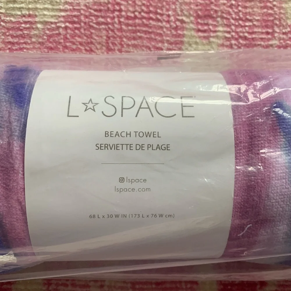 NWT L*Space Tie Dye Fringe Beach Towel